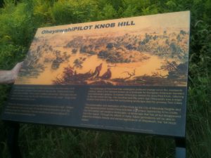 Oheyawahi/Pilot Knob sign in Mendota Heights, Minnesota - this sign exemplifies more inclusive, historically and culturally accurate interpretation of this site than the sign at Indian Mounds Park.